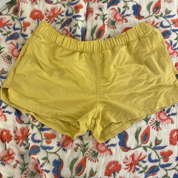 Patagonia Pants - Patagonia Baggies Yellow